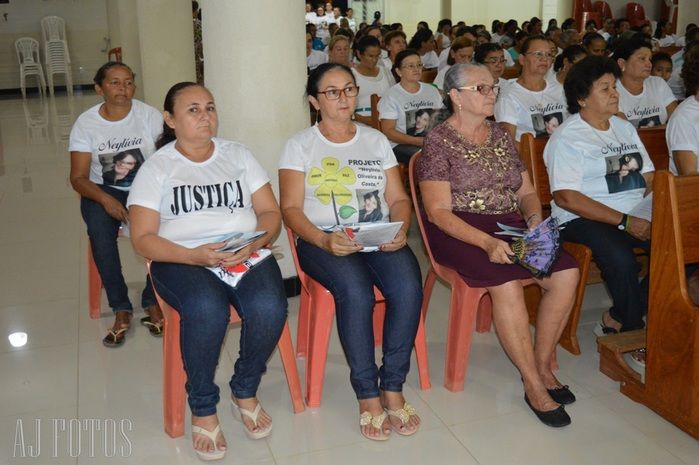 Emoção marca a missa de 01 ano de falecimento da saudosa Neylivia - Imagem 3