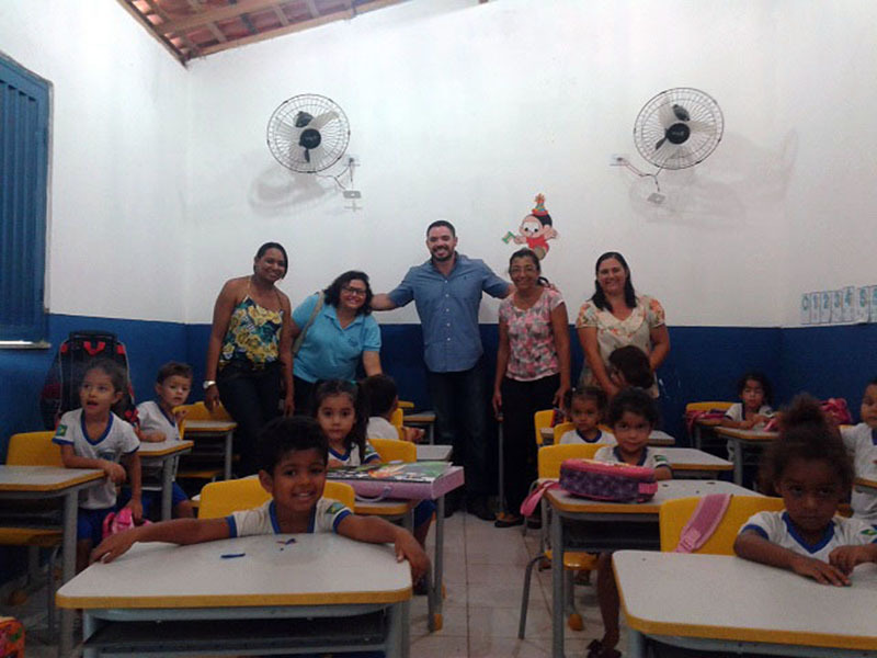 Lukano Sá visita escolas ampliadas em Oeiras
