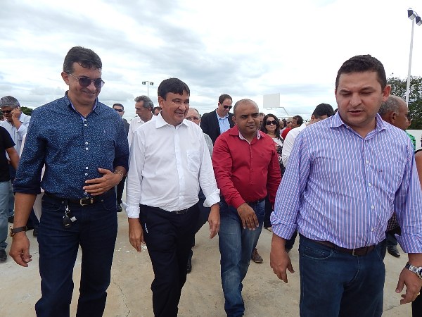 Inauguração da quadra de esportes na comunidade Baixão do Coco dos Carlos  - Imagem 10