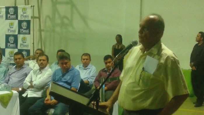 Prefeito Walter Alencar participa de Inauguração de obras em São Pedro do Piaui - Imagem 3