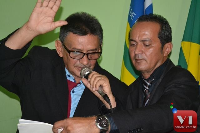 Vereadores cassam Zé Simão e empossam prefeito Antonio Ditoso - Imagem 6