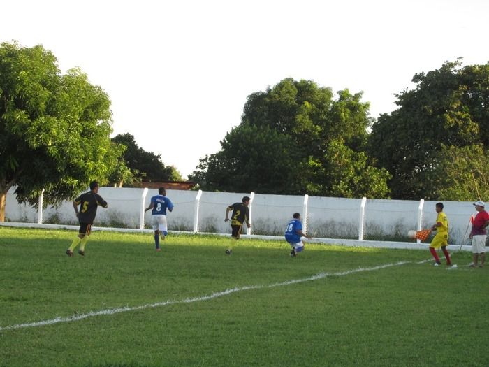 Demerval Lobão vence nos pênaltis a final do campeonato dos Quarentões do Médio Parnaíba   - Imagem 32