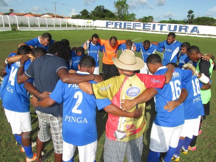 Demerval Lobão vence nos pênaltis a final do campeonato dos Quarentões do Médio Parnaíba   - Imagem 2