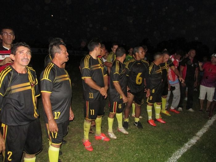 Demerval Lobão vence nos pênaltis a final do campeonato dos Quarentões do Médio Parnaíba   - Imagem 54