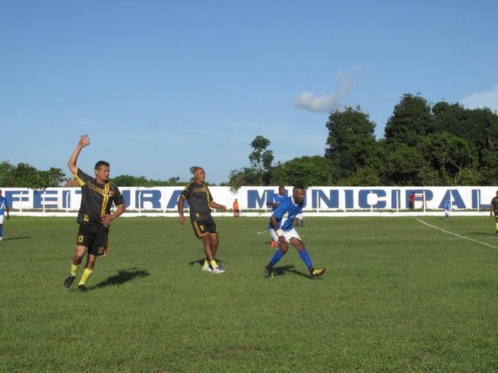 Demerval Lobão vence nos pênaltis a final do campeonato dos Quarentões do Médio Parnaíba   - Imagem 11