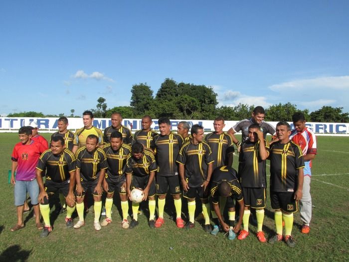Demerval Lobão vence nos pênaltis a final do campeonato dos Quarentões do Médio Parnaíba   - Imagem 7