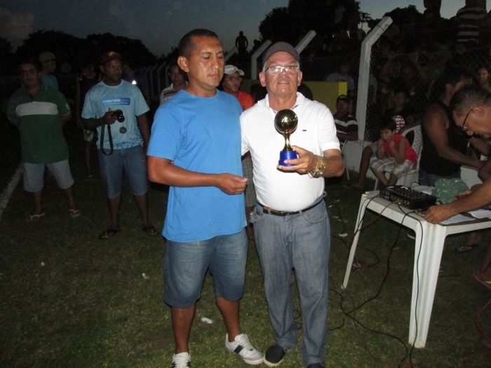 Demerval Lobão vence nos pênaltis a final do campeonato dos Quarentões do Médio Parnaíba   - Imagem 50