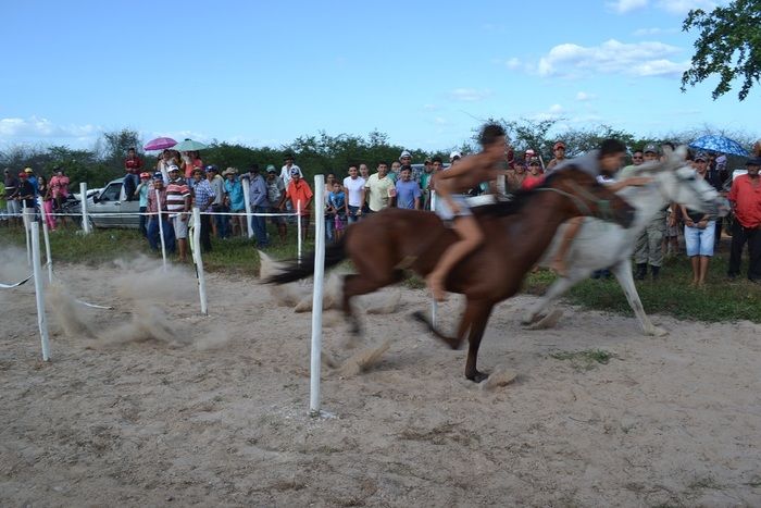 Corrida de Cavalos anima tarde do primeiro dia de festejos em Alegrete e “Adora Alegrete” encerra a noite - Imagem 42