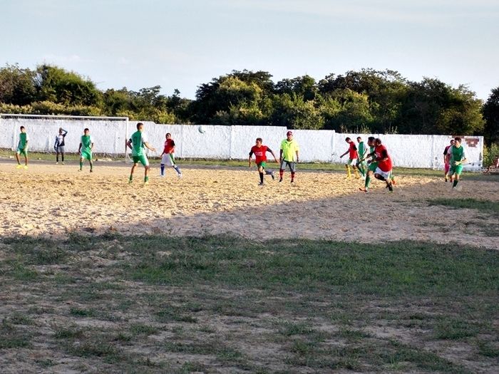 Campeonato de Futebol Amador 2015: Palestra x Alto Novo - Imagem 18