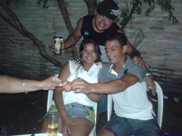 Leandro comemora aniversário ao lado de amigos e familiares - Imagem 1