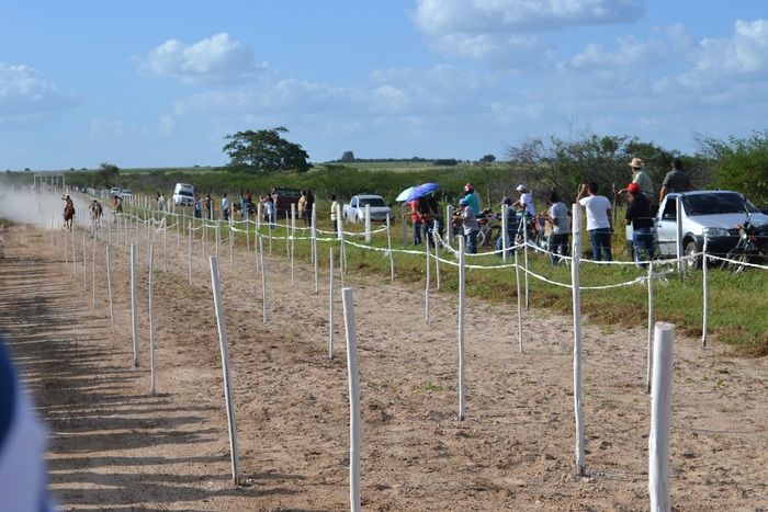 Corrida de Cavalos anima tarde do primeiro dia de festejos em Alegrete e “Adora Alegrete” encerra a noite - Imagem 38
