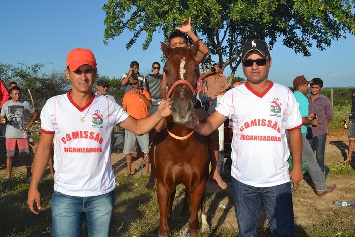 Final da Corrida de Cavalos agita tarde do segundo dia de festejos em Alegrete - Imagem 8