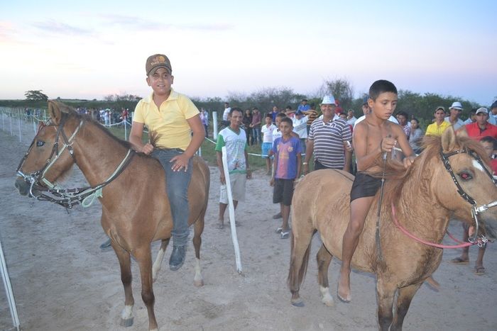 Final da Corrida de Cavalos agita tarde do segundo dia de festejos em Alegrete - Imagem 19