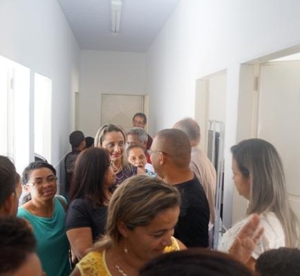 Prefeito R. Ferreira Inaugura obras na zona rural e na sede do município com a presença do Governador W. Dias - Imagem 9