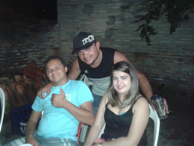 Leandro comemora aniversário ao lado de amigos e familiares - Imagem 2