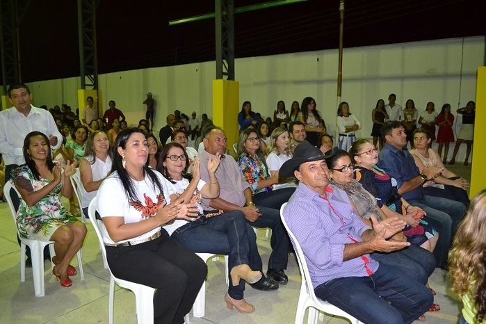 Corrida de Cavalos anima tarde do primeiro dia de festejos em Alegrete e “Adora Alegrete” encerra a noite - Imagem 58