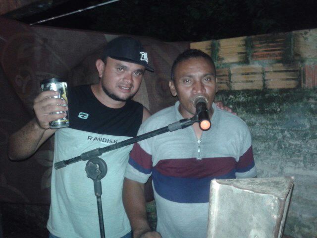 Leandro comemora aniversário ao lado de amigos e familiares - Imagem 13