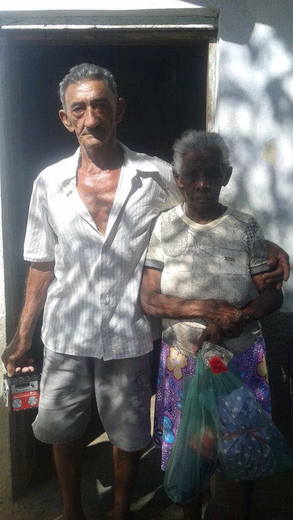 Festa Surpresa em Homenagem aos 82 anos de Etelvina Maria da Conceição no Bairro Baixa em Agricolândia - Imagem 10