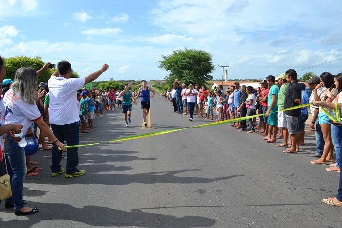 Corrida de Bicicletas e Maratona abrem atividades do segundo dia de comemorações do aniversário da cidade - Imagem 50
