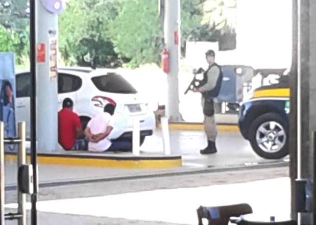 PRF apreende em Campo Maior carros importados roubados no Ceará - Imagem 1