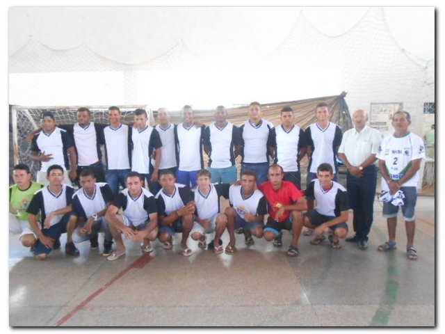 Prefeitura de Inhuma e Coordenadoria de Esportes recepciona atletas inhumenses com almoço - Imagem 7