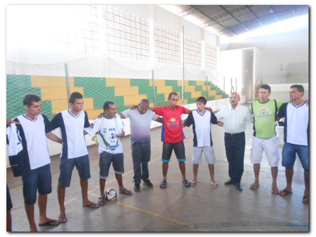 Prefeitura de Inhuma e Coordenadoria de Esportes recepciona atletas inhumenses com almoço - Imagem 10