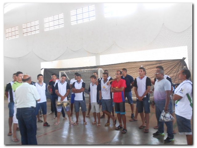 Prefeitura de Inhuma e Coordenadoria de Esportes recepciona atletas inhumenses com almoço - Imagem 5