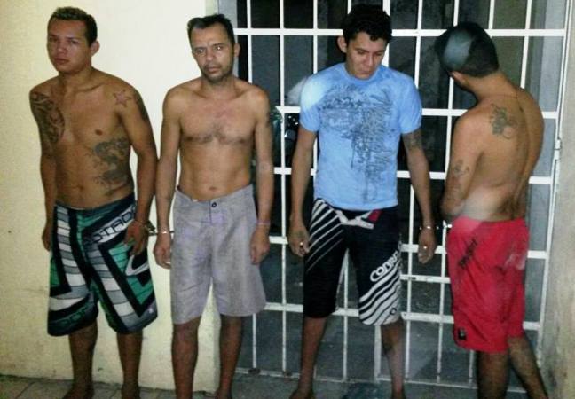 Polícia aborta fuga de presos que tentaram escapar por buraco no distrito - Imagem 1