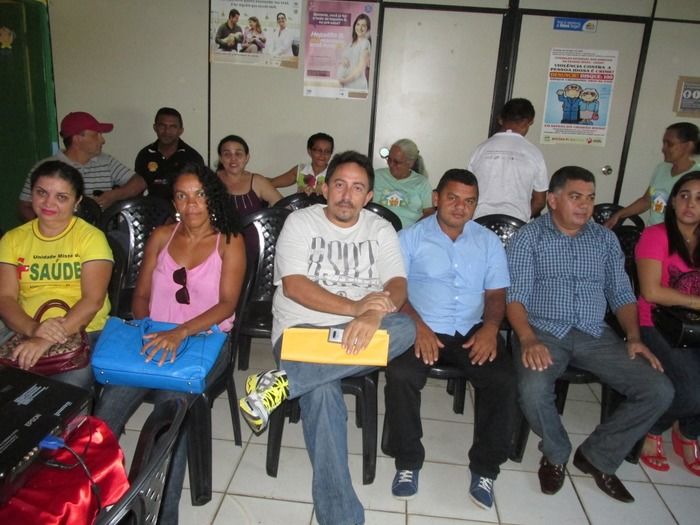 Prefeito Walter Alencar e CRAS fazem doação de cadeiras de rodas as Famílias carentes em Agricolândia - Imagem 14