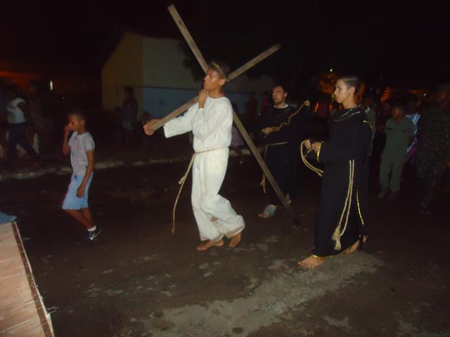 Grupo de Teatro Cutucamente Realiza o Espetáculo Paixão de Cristo - Imagem 81