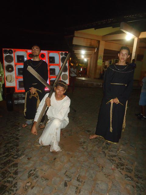 Grupo de Teatro Cutucamente Realiza o Espetáculo Paixão de Cristo - Imagem 71