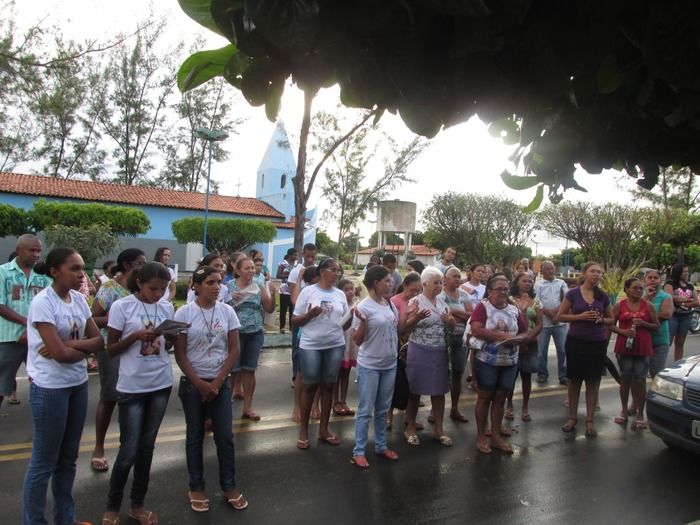 Fiéis acompanham a Via-Sacra em Agricolândia - Imagem 8