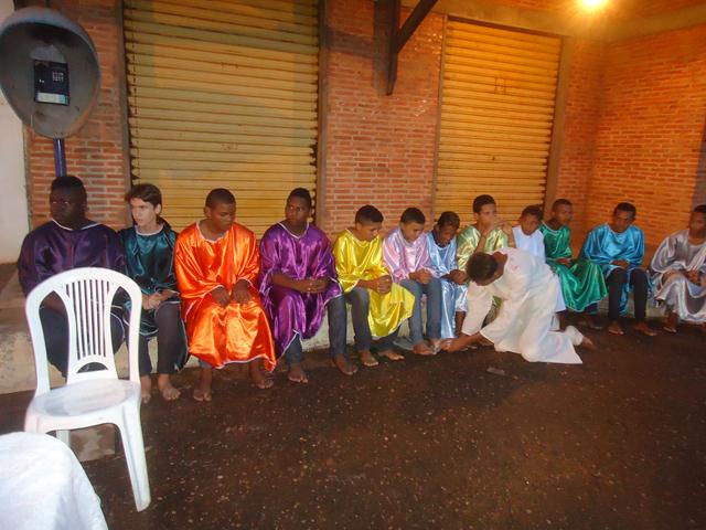 Grupo de Teatro Cutucamente Realiza o Espetáculo Paixão de Cristo - Imagem 22