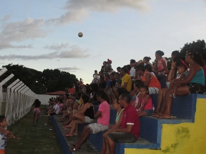 Jogo Beneficente para criança de 4 anos movimenta Agricolândia e é Recorde de público no Estádio Alencazão - Imagem 20