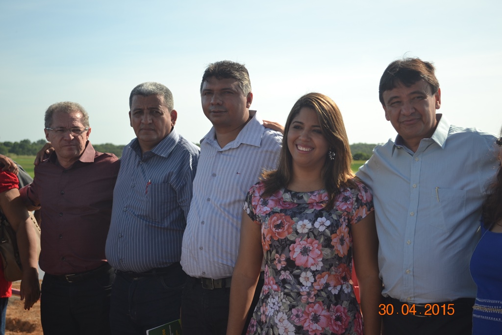 Prefeito de Zé Resende solicita do Governador conclusão de obras iniciadas em Boa Hora