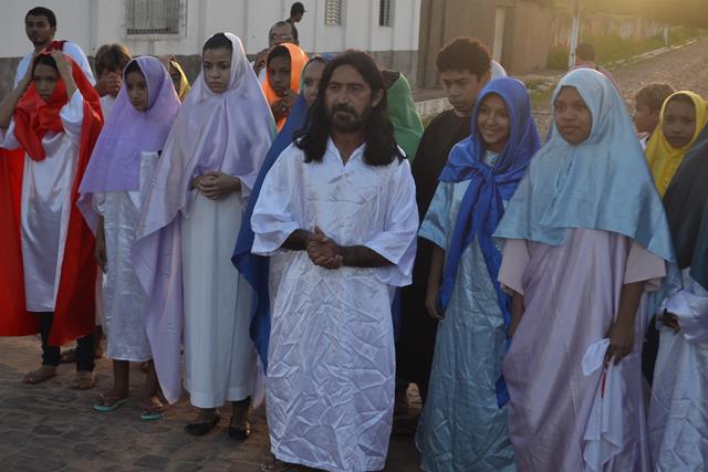 Via-crúcis leva multidão às ruas de Pimenteiras. Veja fotos  - Imagem 18