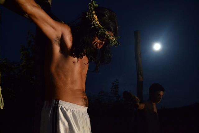 Via-crúcis leva multidão às ruas de Pimenteiras. Veja fotos  - Imagem 56