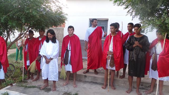 Via-crúcis leva multidão às ruas de Pimenteiras. Veja fotos  - Imagem 8