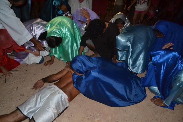 Via-crúcis leva multidão às ruas de Pimenteiras. Veja fotos  - Imagem 60