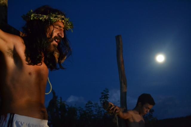 Via-crúcis leva multidão às ruas de Pimenteiras. Veja fotos  - Imagem 53