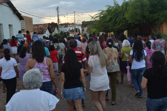 Via-crúcis leva multidão às ruas de Pimenteiras. Veja fotos  - Imagem 22