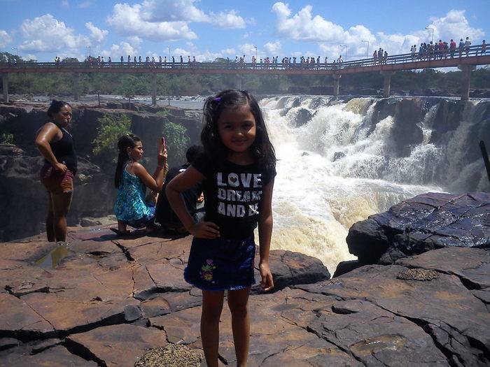 Cachoeira do Urubu Recebeu centenas de Turistas neste Domingo de Pascoa - Imagem 6