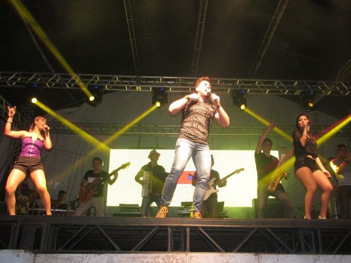 Furacão do Forró Lota o CSA Club na Festa Sábado de Aleluia em Agricolândia - Imagem 19