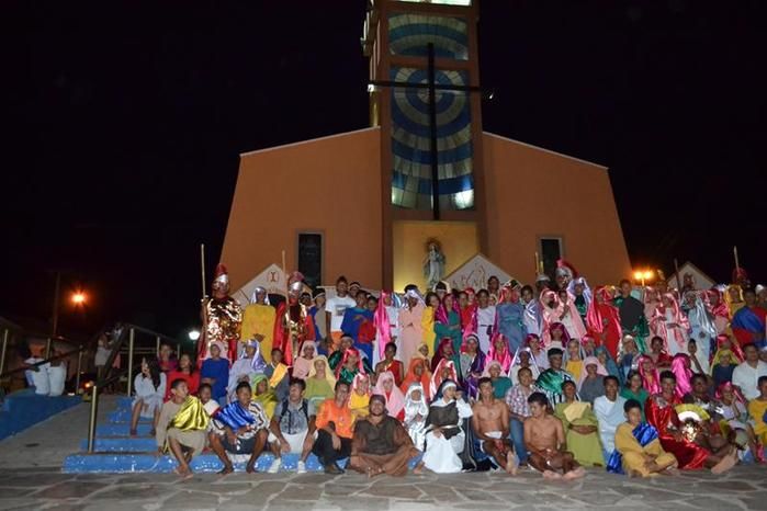 Via Sacra emociona população barrense - Imagem 40