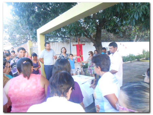 Procissão da Via Sacra em Inhuma - Imagem 26