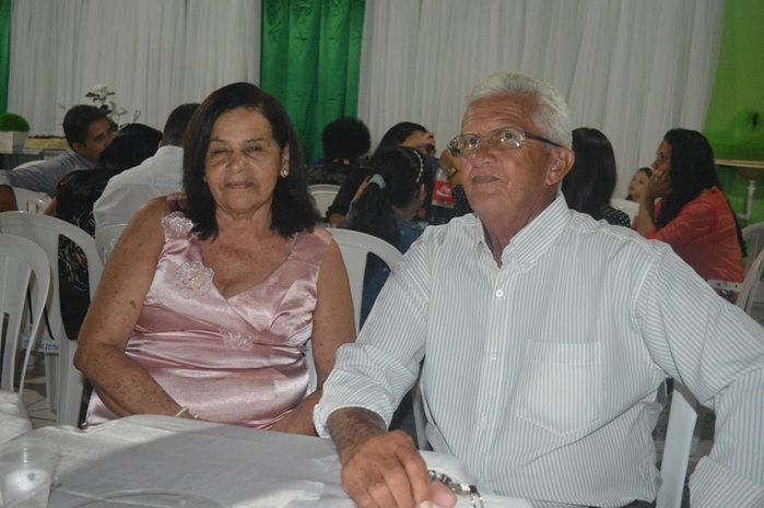 Churrasco e jantar de comemoração pela formatura em Serviço Social de Lilian Raquel. - Imagem 25