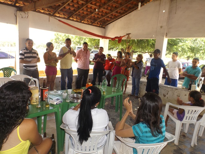 Prefeito Zé Henrique inaugura mais um abastecimento d’água - Imagem 18