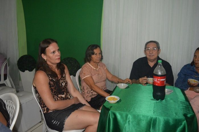 Churrasco e jantar de comemoração pela formatura em Serviço Social de Lilian Raquel. - Imagem 9