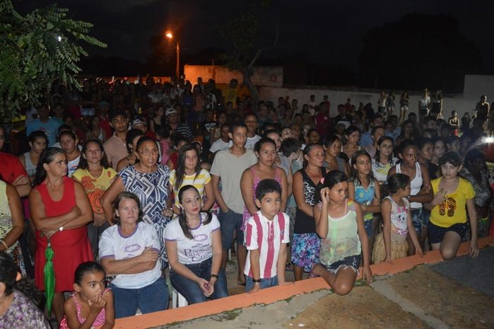 Sucesso de publico prestigiam a apresentação da encenação da Paixão e Crucificação de Cristo 2015 - Imagem 75