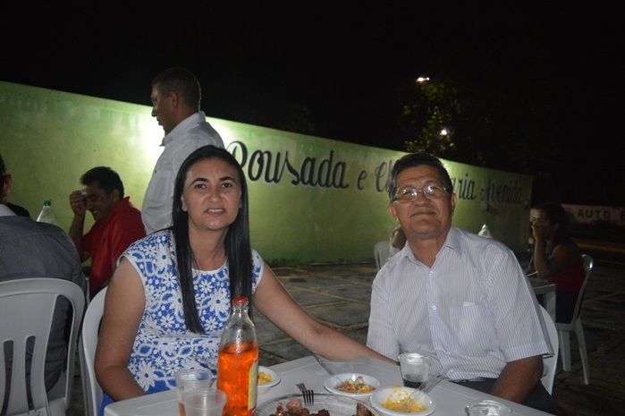 Churrasco e jantar de comemoração pela formatura em Serviço Social de Lilian Raquel. - Imagem 31